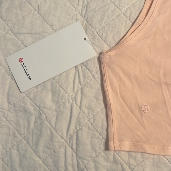 Lululemon Pink Cut Back Crop Tank - Picture 3 of 5